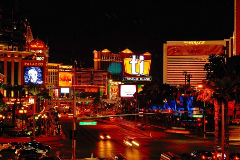 Explore Las Vegas Through A Timeshare Vacation Promotion Presentation 5 768x514 